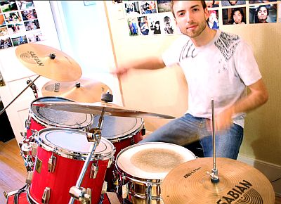 Fooling around on my acoustic kit Fooling around on my acoustic kit